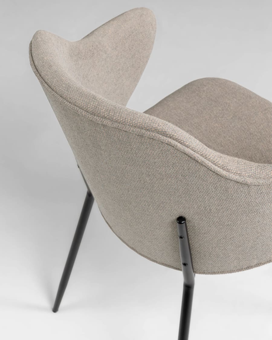Suanne beige chair with steel legs with black finish