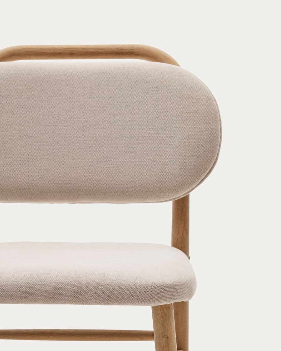 Helda chair in beige chenille and solid oak wood FSC Mix Credit