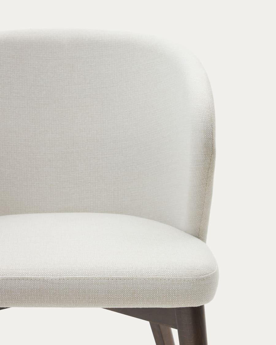 Darice chair in beige chenille and solid beech wood in a walnut finish FSC 100%