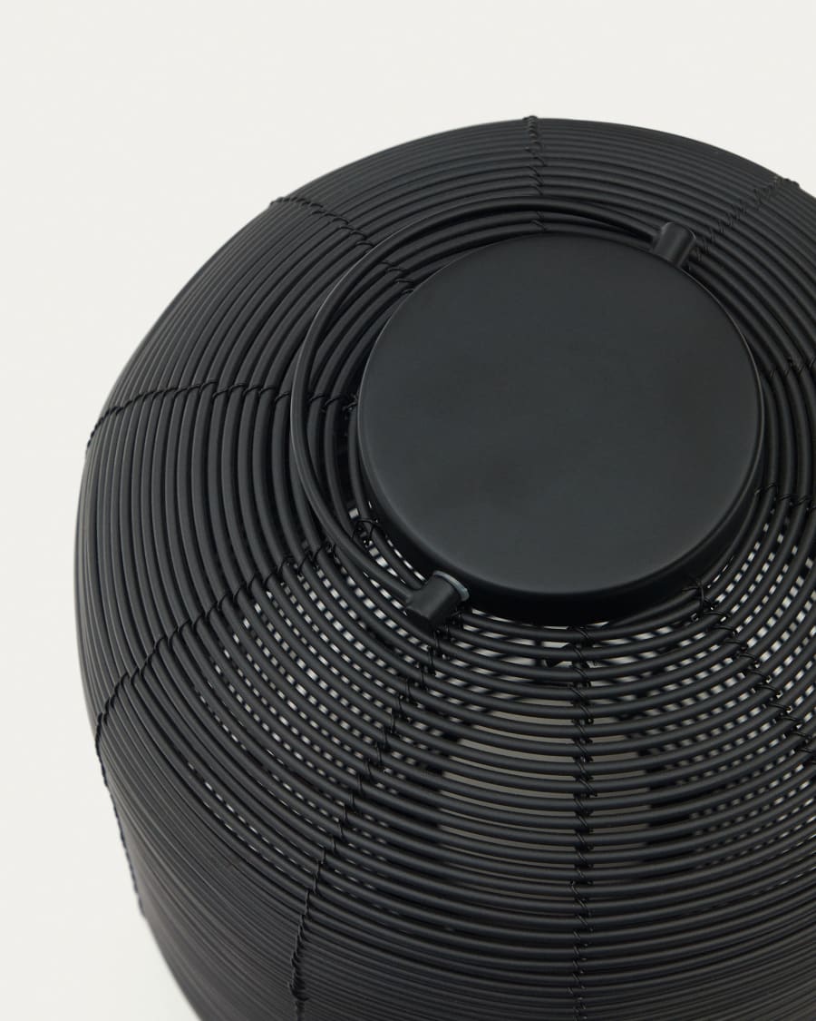 Saranella portable table lamp in black polyrattan