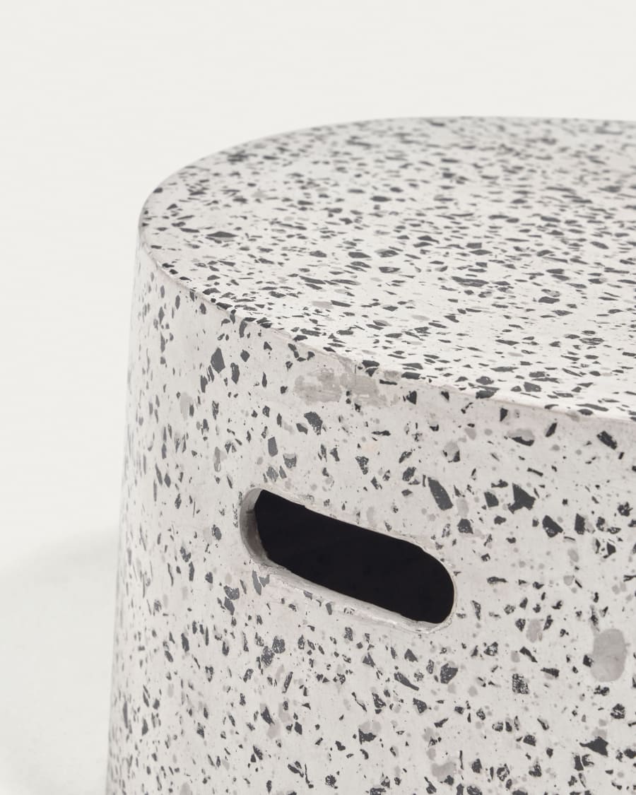 Jenell outdoor terrazzo coffee table in white, Ø 52 cm