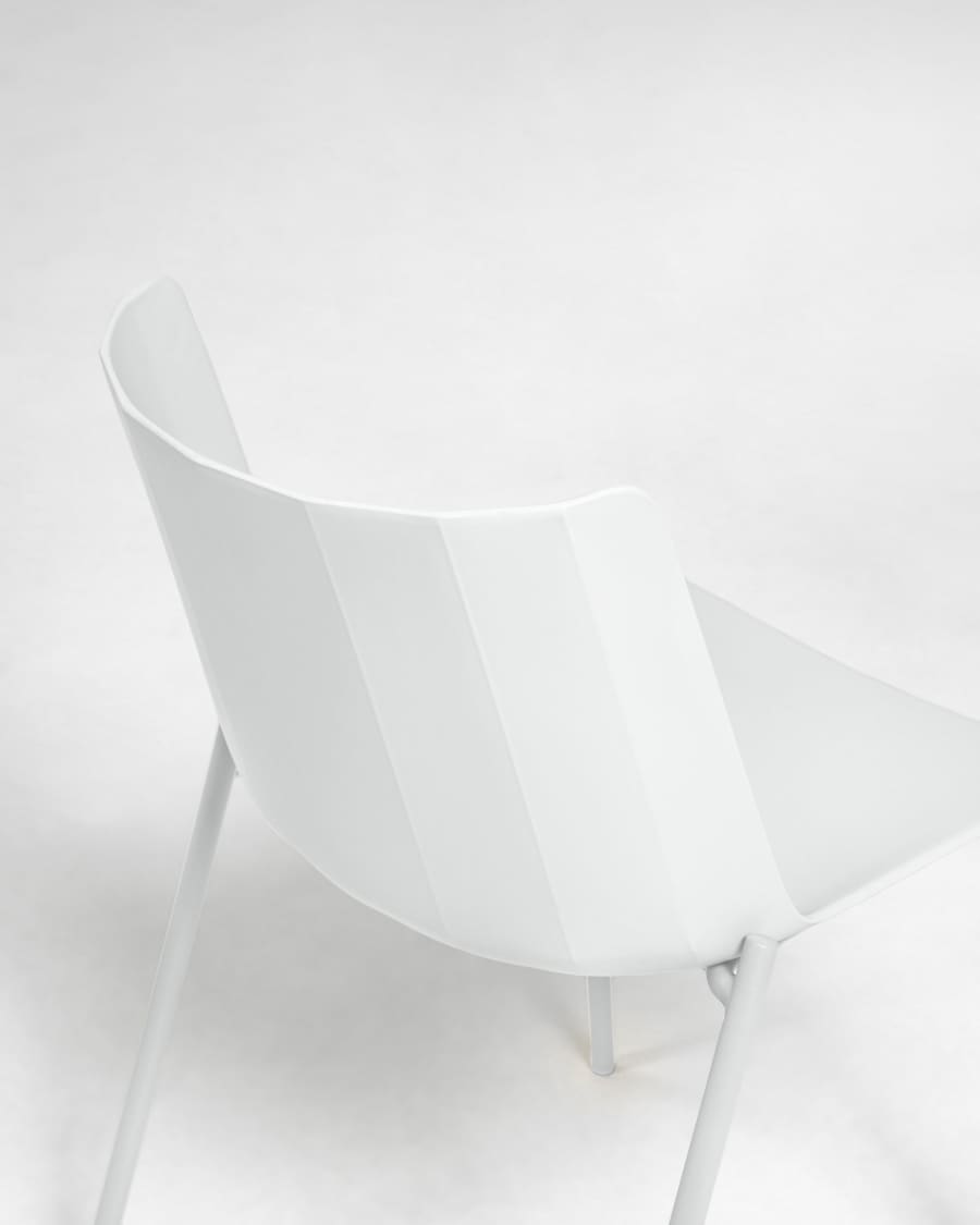 Outdoor Hannia white chair