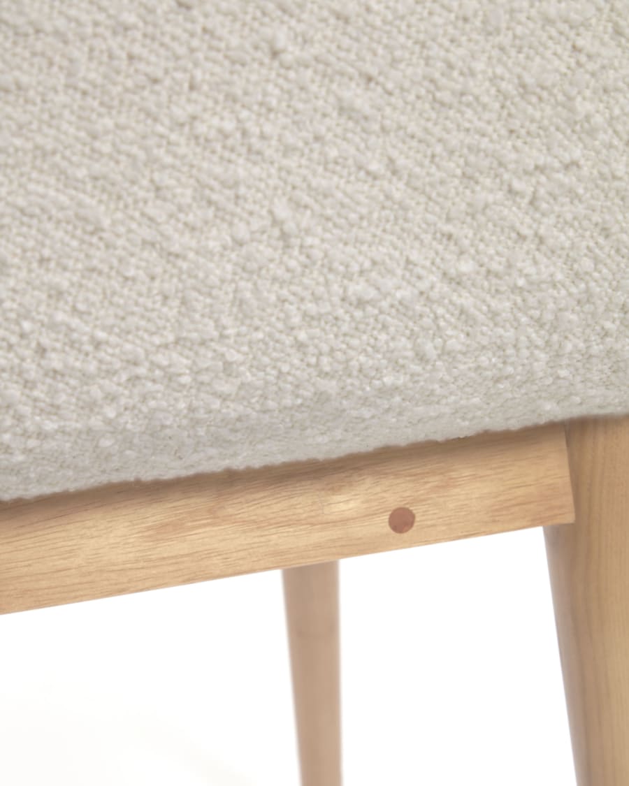 Konna chair in white bouclé with solid ash wood legs in a natural finish FR