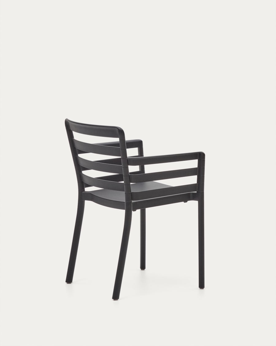 Nariet stackable outdoor chair in black