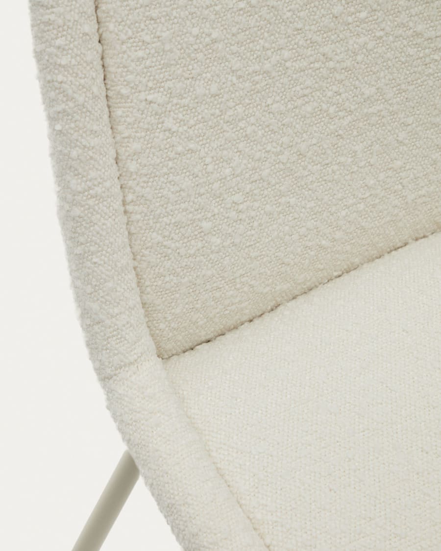 Aimin chair in white bouclé and steel legs with a matte beige painted finish