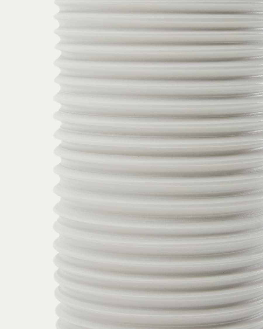Sibone white ceramic vase, 13 cm