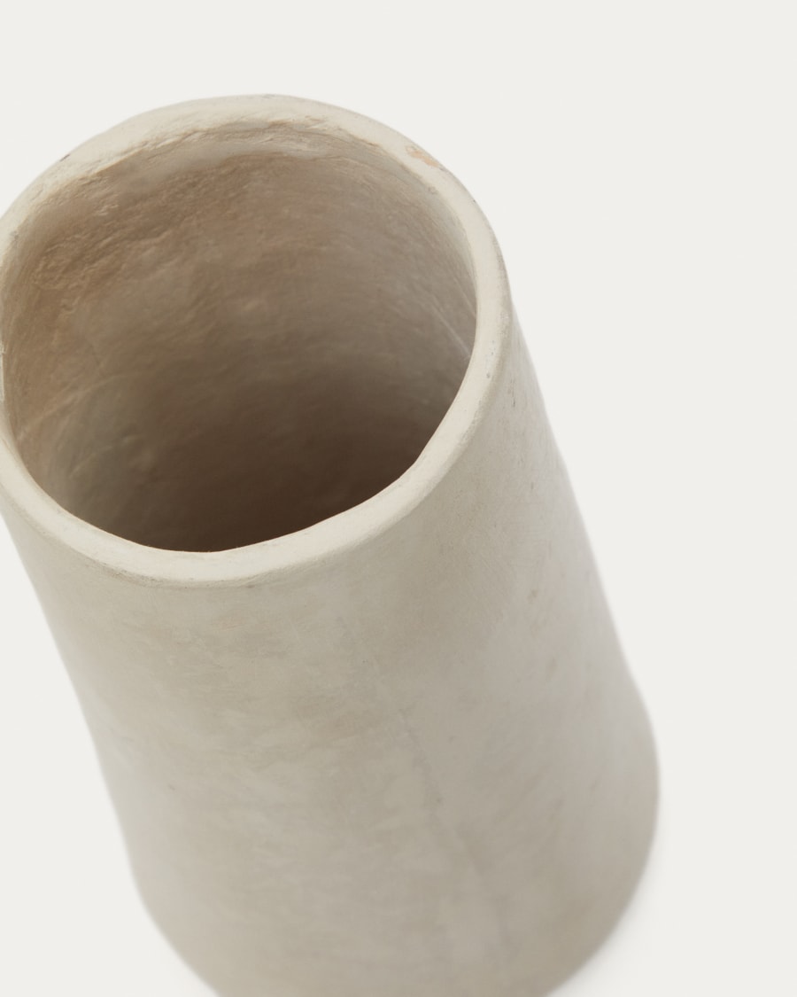 Silvara papier mâché vase in white 16 cm