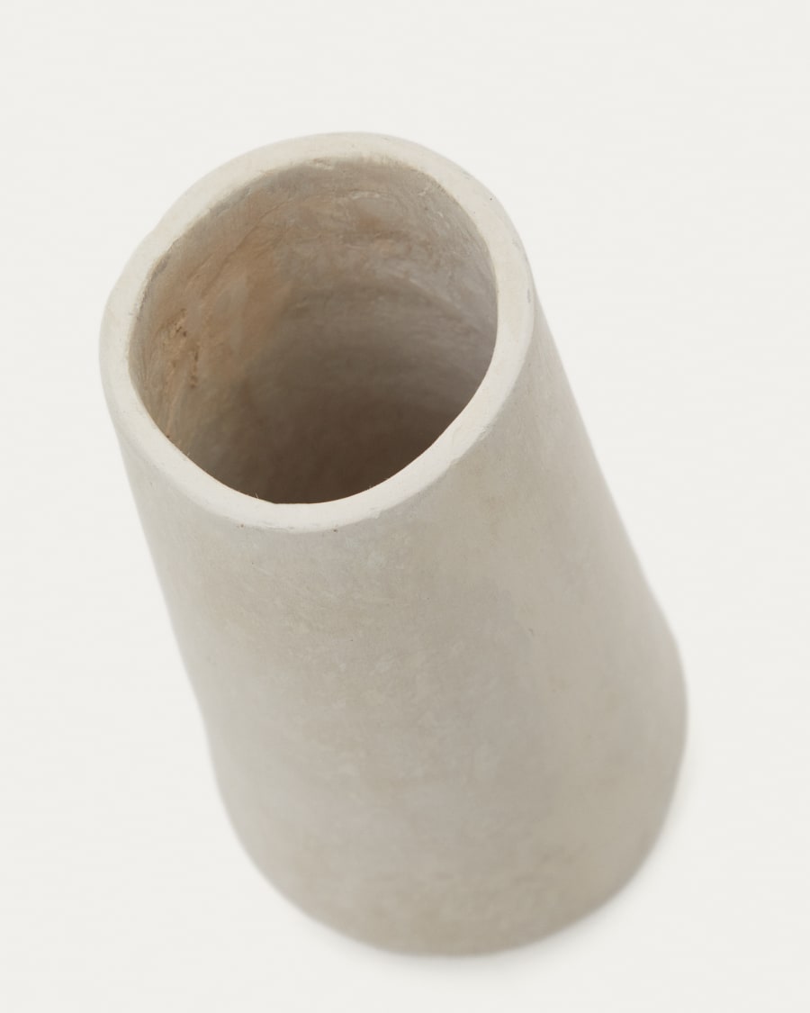 Silvara papier mâché vase in white 10 cm