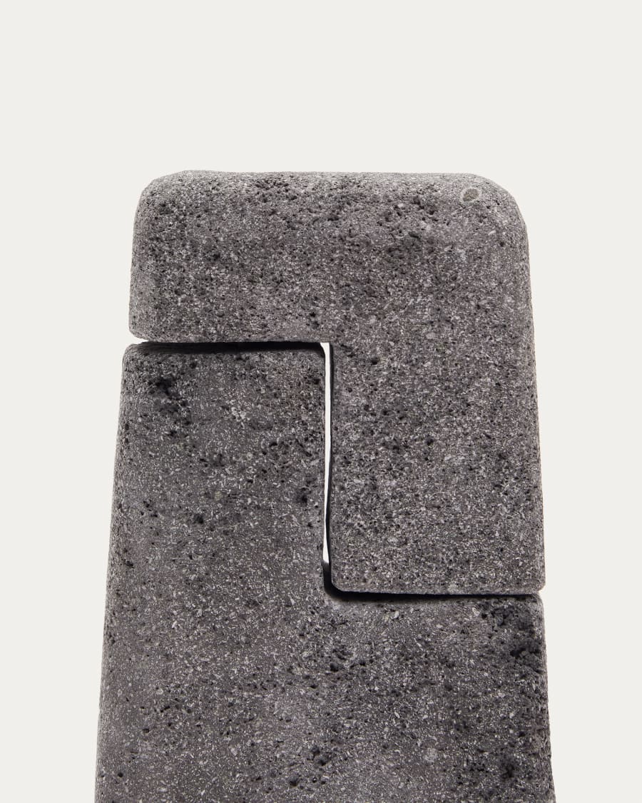 Sipa stone sculpture with natural finish 20 cm