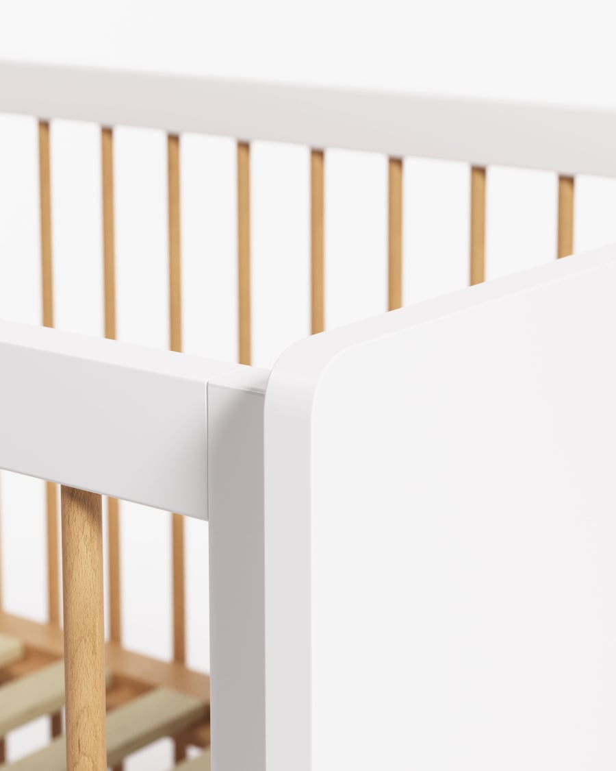 Maralis evolving cot made from solid beech wood with a white finish, 70 x 140 cm
