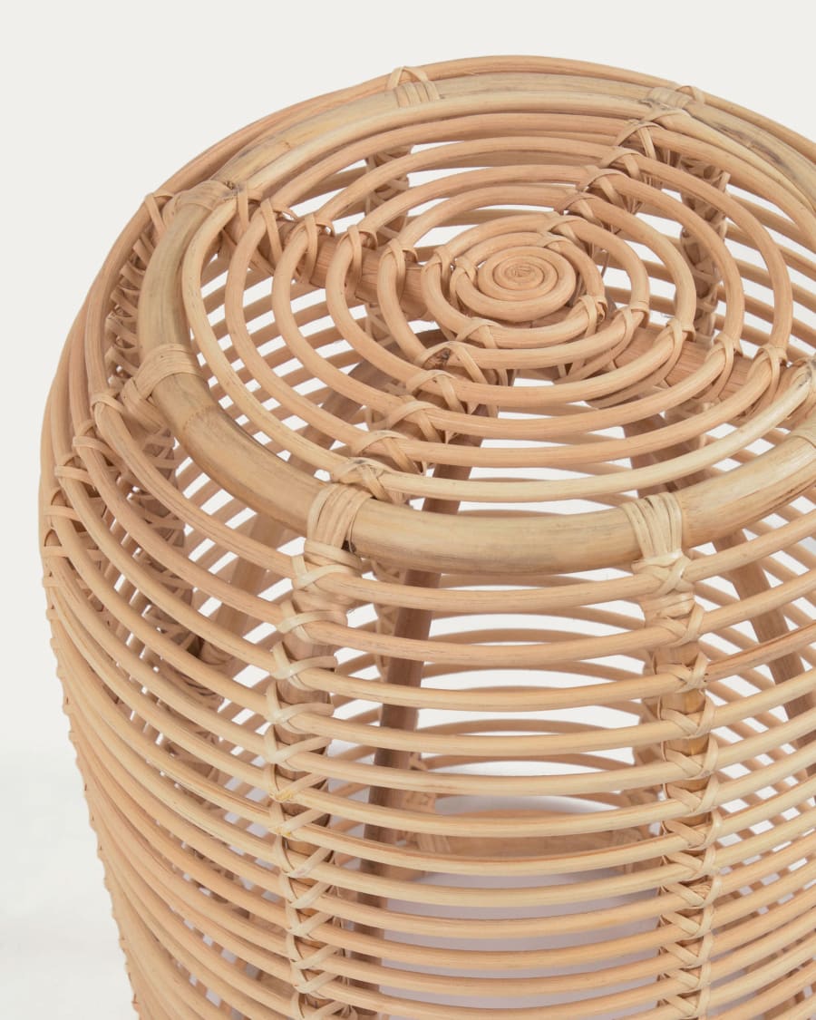 Round Kohana side table in rattan with natural finish Ø 45 cm