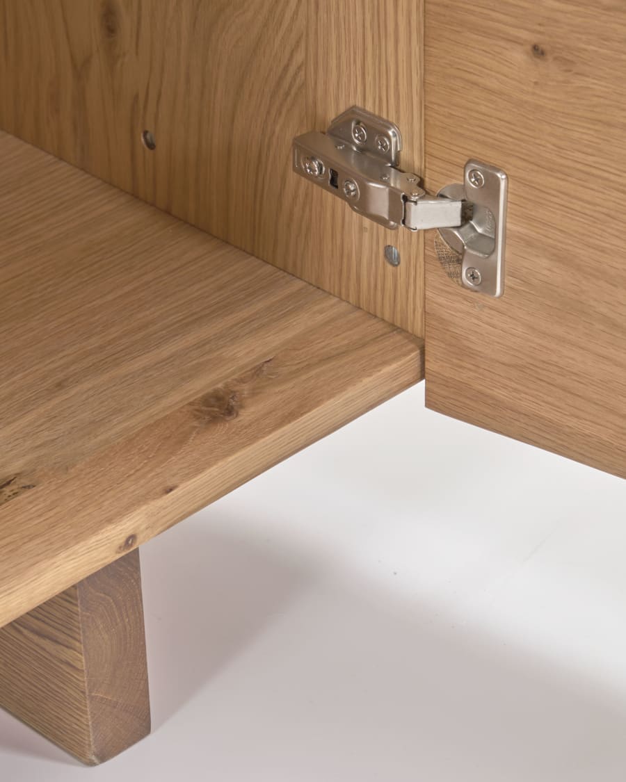 Rasha sideboard with oak veneer with natural finish 180 x 71 cm.
