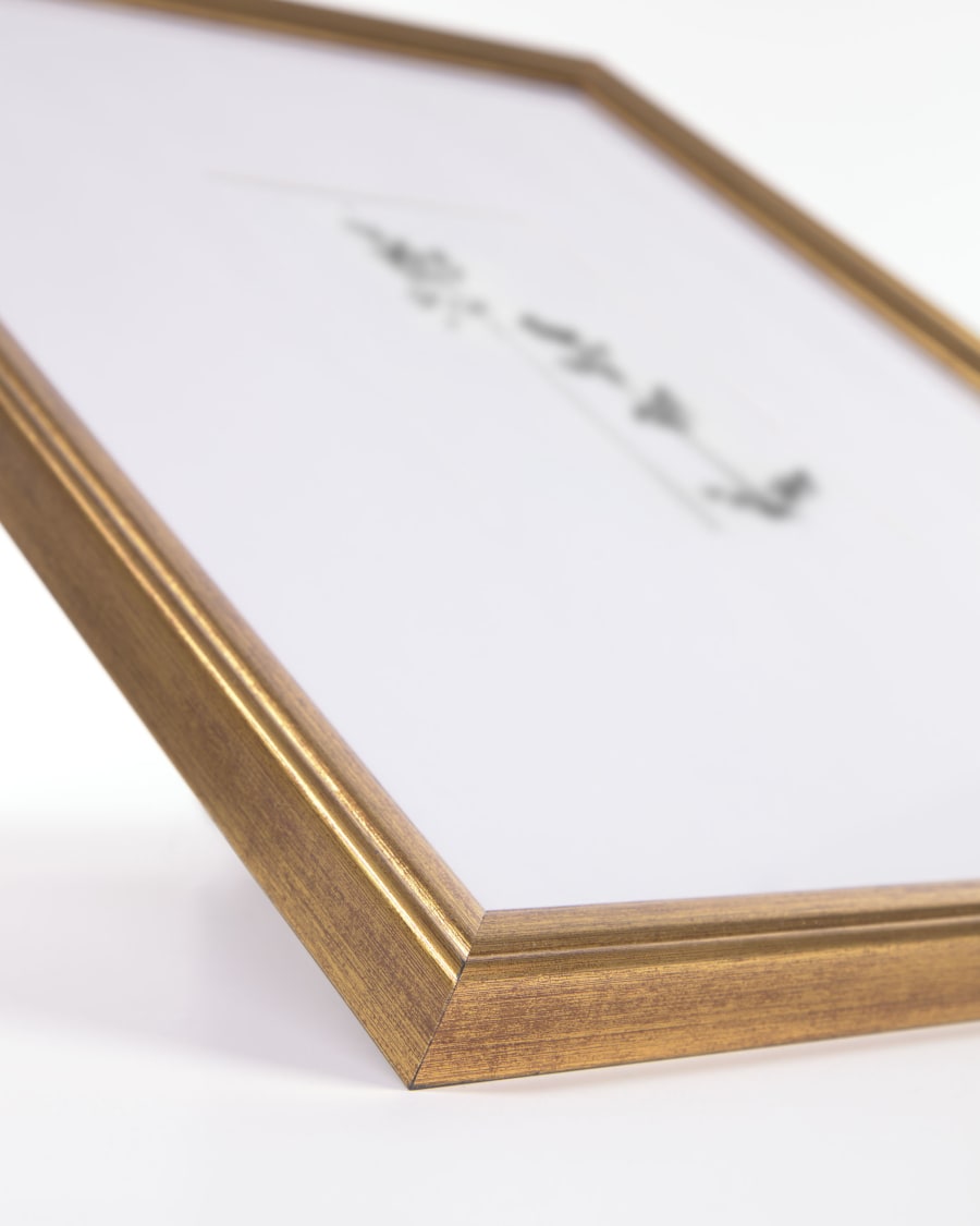 Akina gold picture 30 x 40 cm