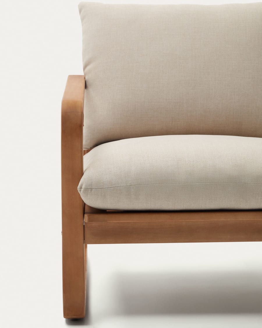 Sacaleta solid eucalyptus wood armchair