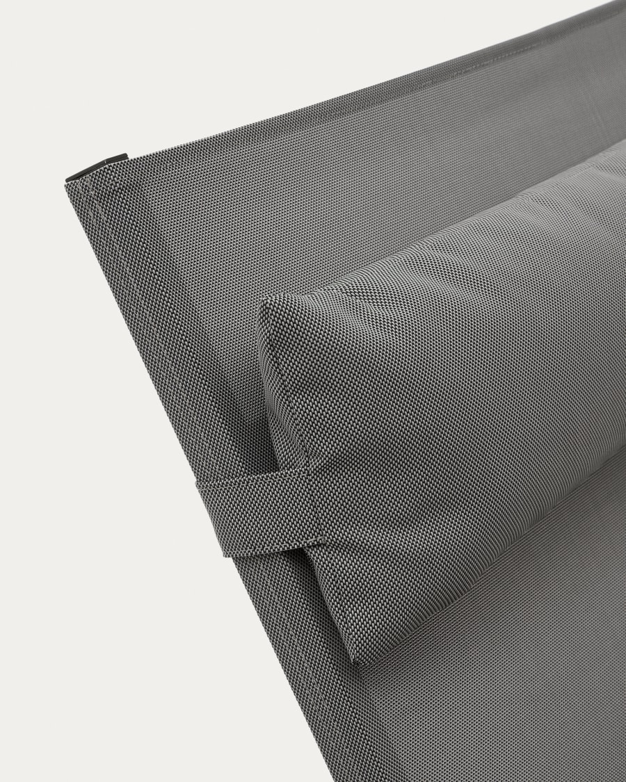 Canutells folding armchair made of aluminum with dark grey finish