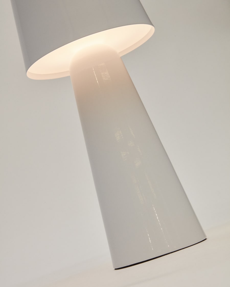 Arenys large table lamp with a white painted finish