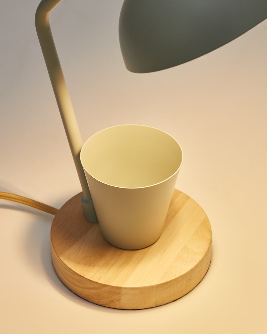 Katia desk lamp in wood and green metal UK