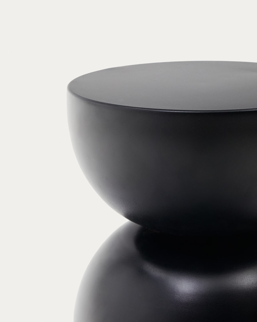Rachell metal side table with glossy black painted finish Ø 30.5 cm