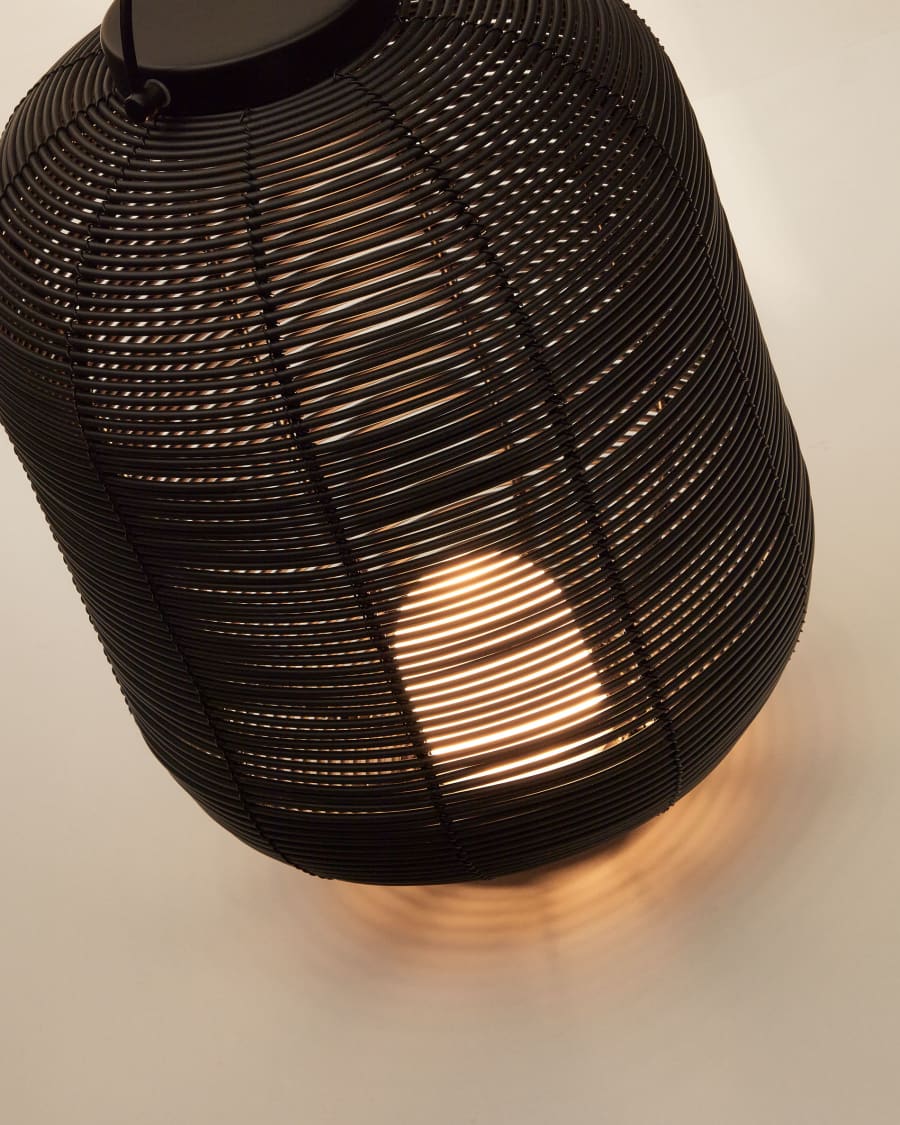 Saranella portable table lamp in black polyrattan