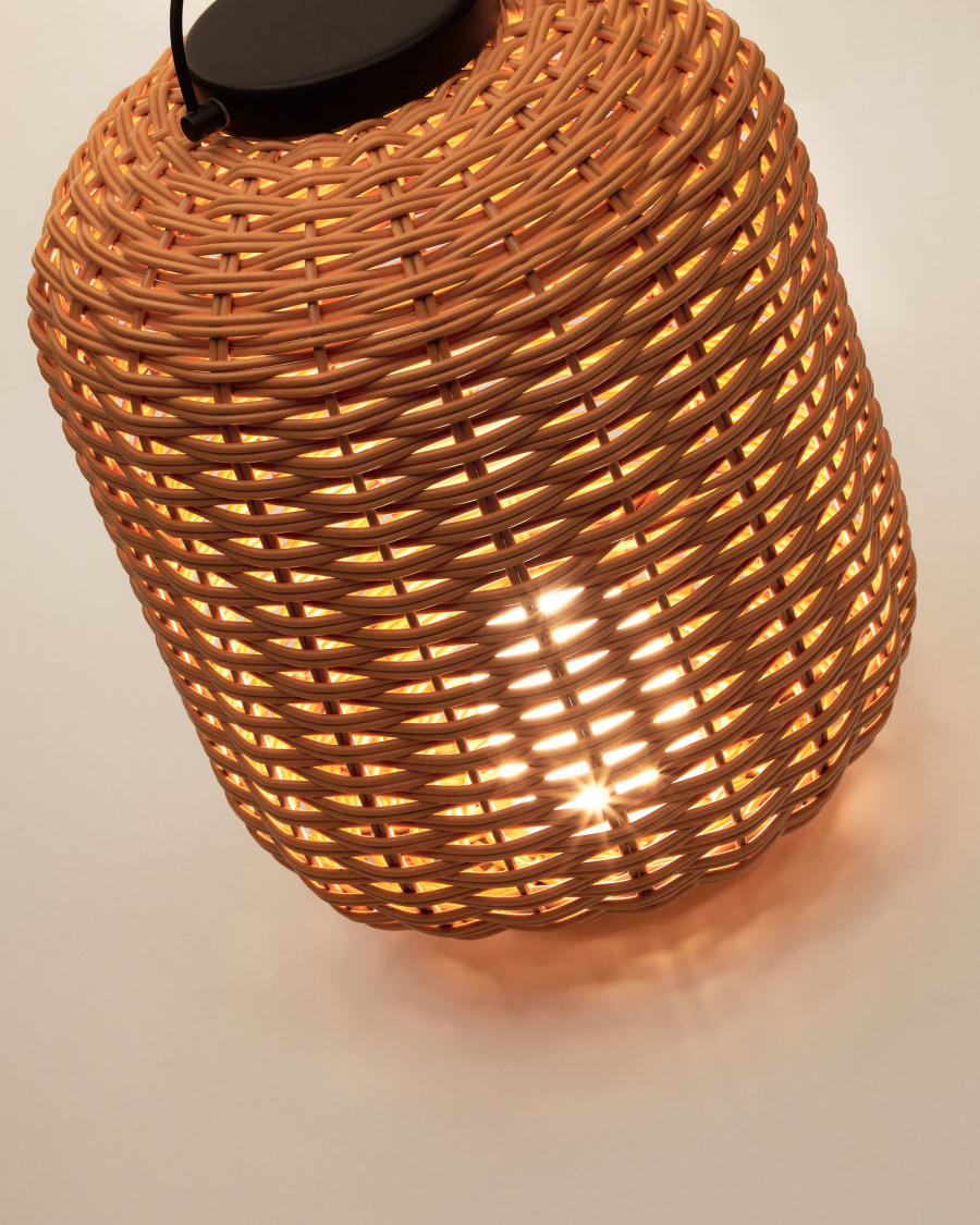 Saranella portable table lamp in brown faux rattan