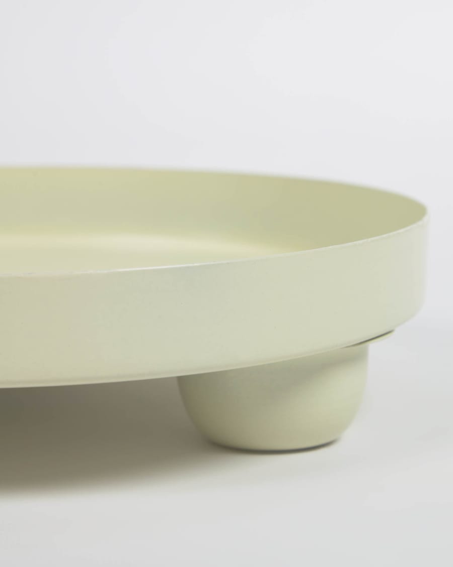 Charisse beige metal table centrepiece