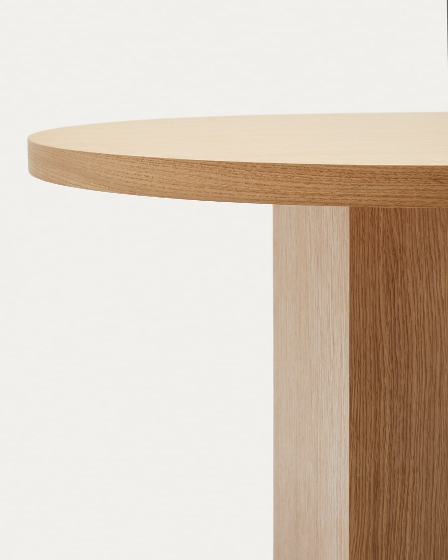 Nealy Tisch aus Eichenfurnier mit naturfarbenem Finish 240 x 100 cm