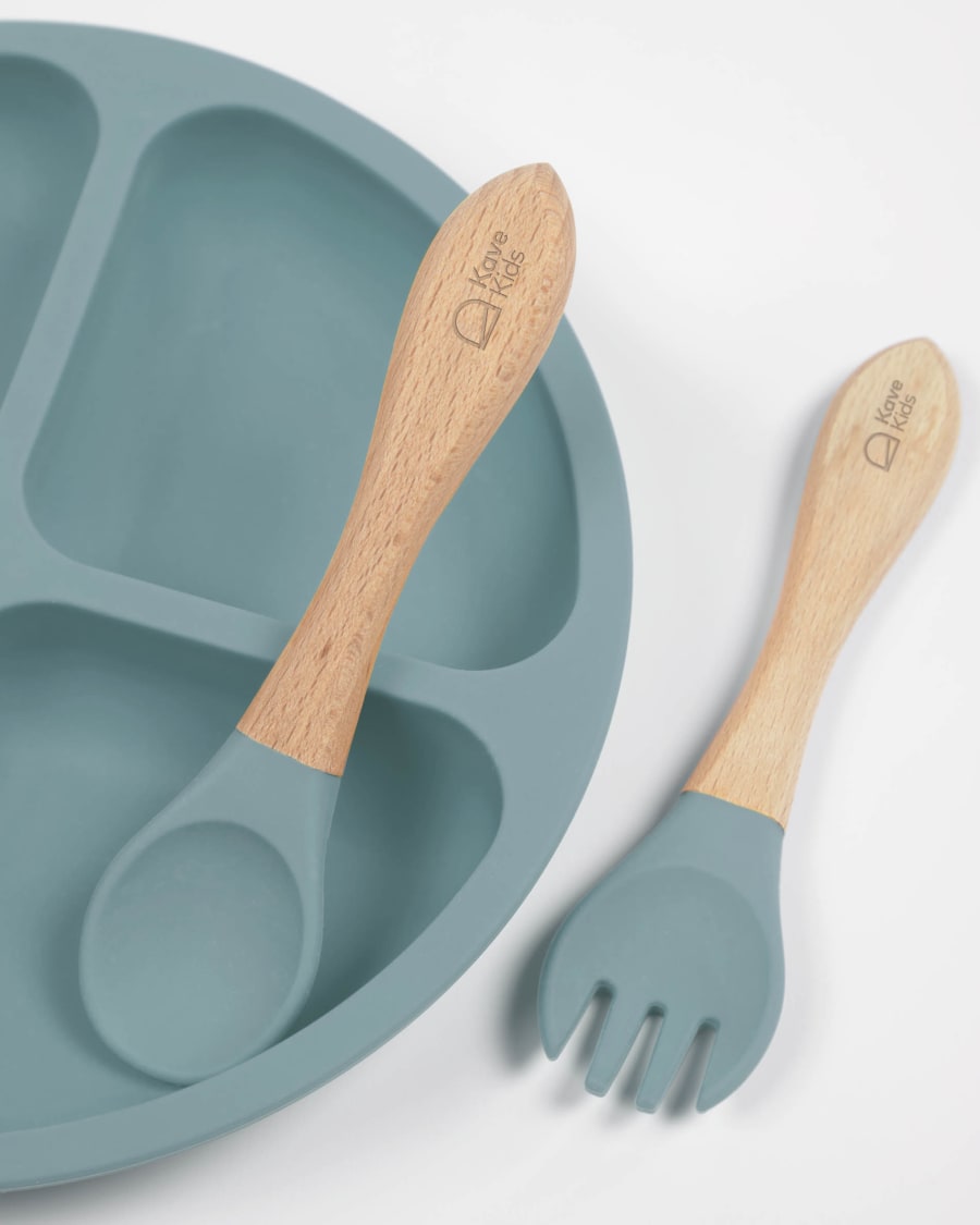 Epiphany plate and cutlery set in blue silicone and wood