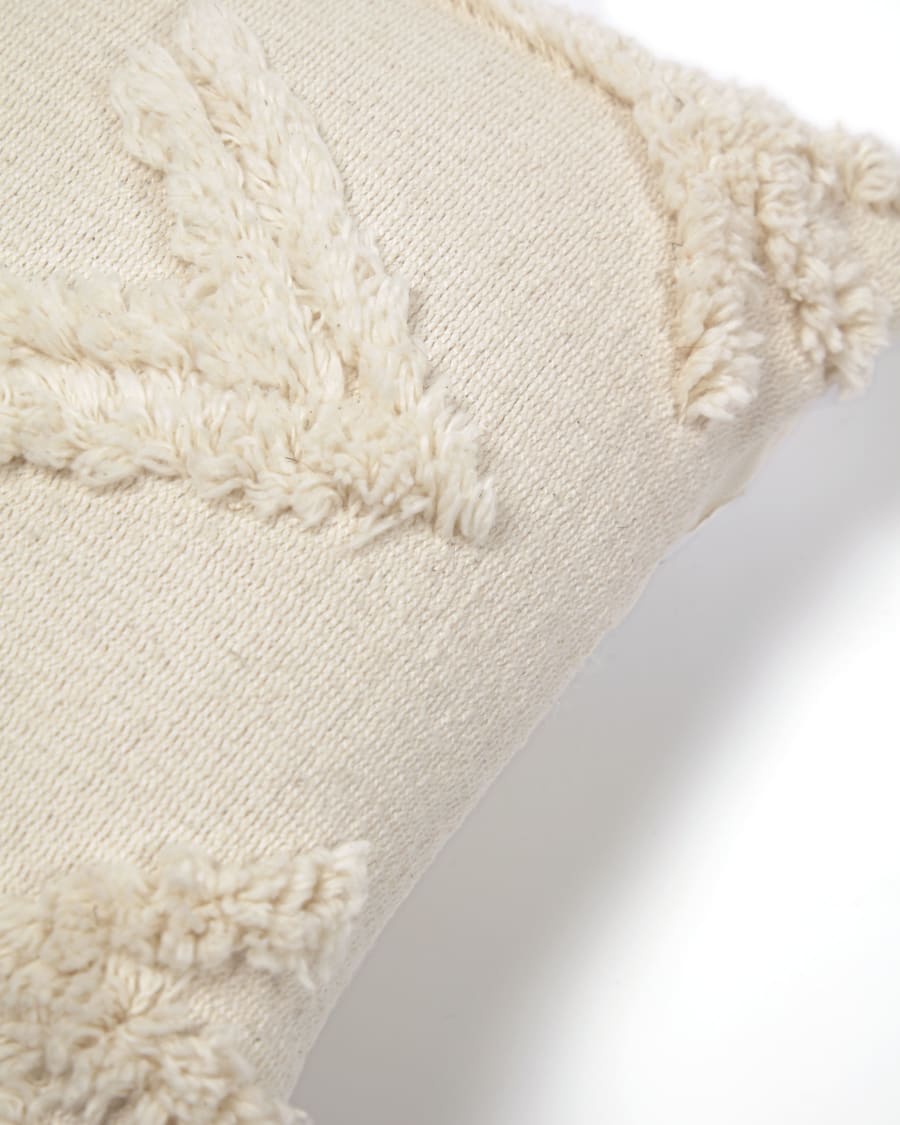 Nila white knitted cushion cover 30 x 50 cm