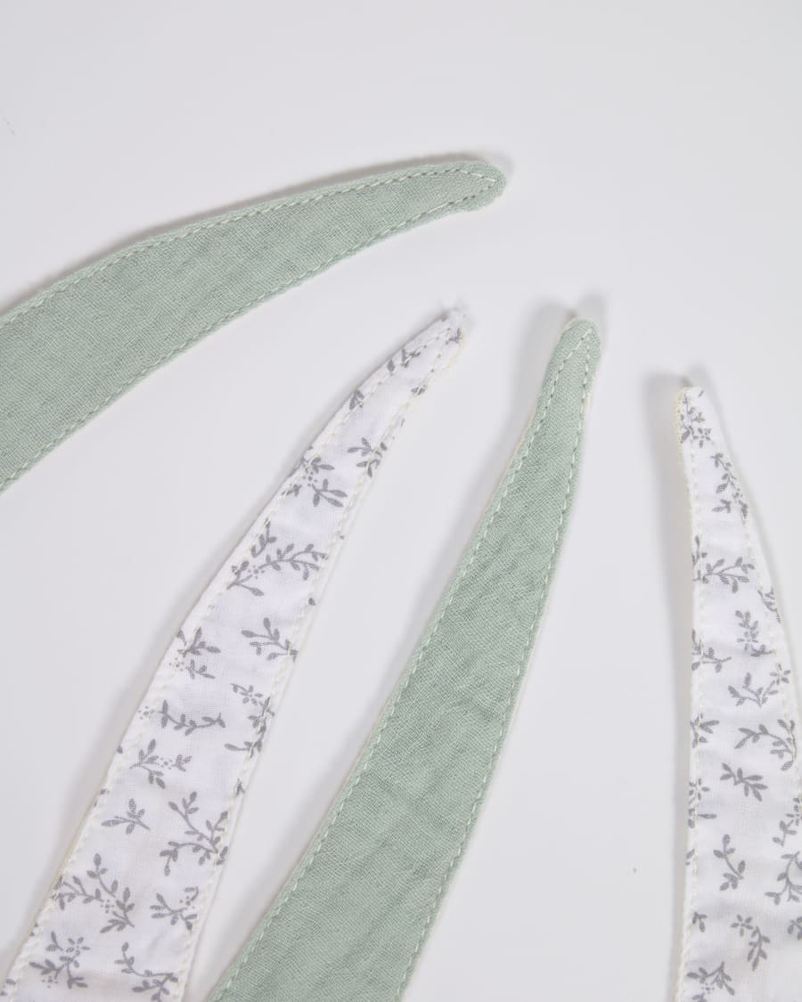 Σετ 2 σαλιάρες Yamile, 100% οργανικό βαμβάκι (GOTS), τυρκουάζ και λευκό με γκρι φύλλα