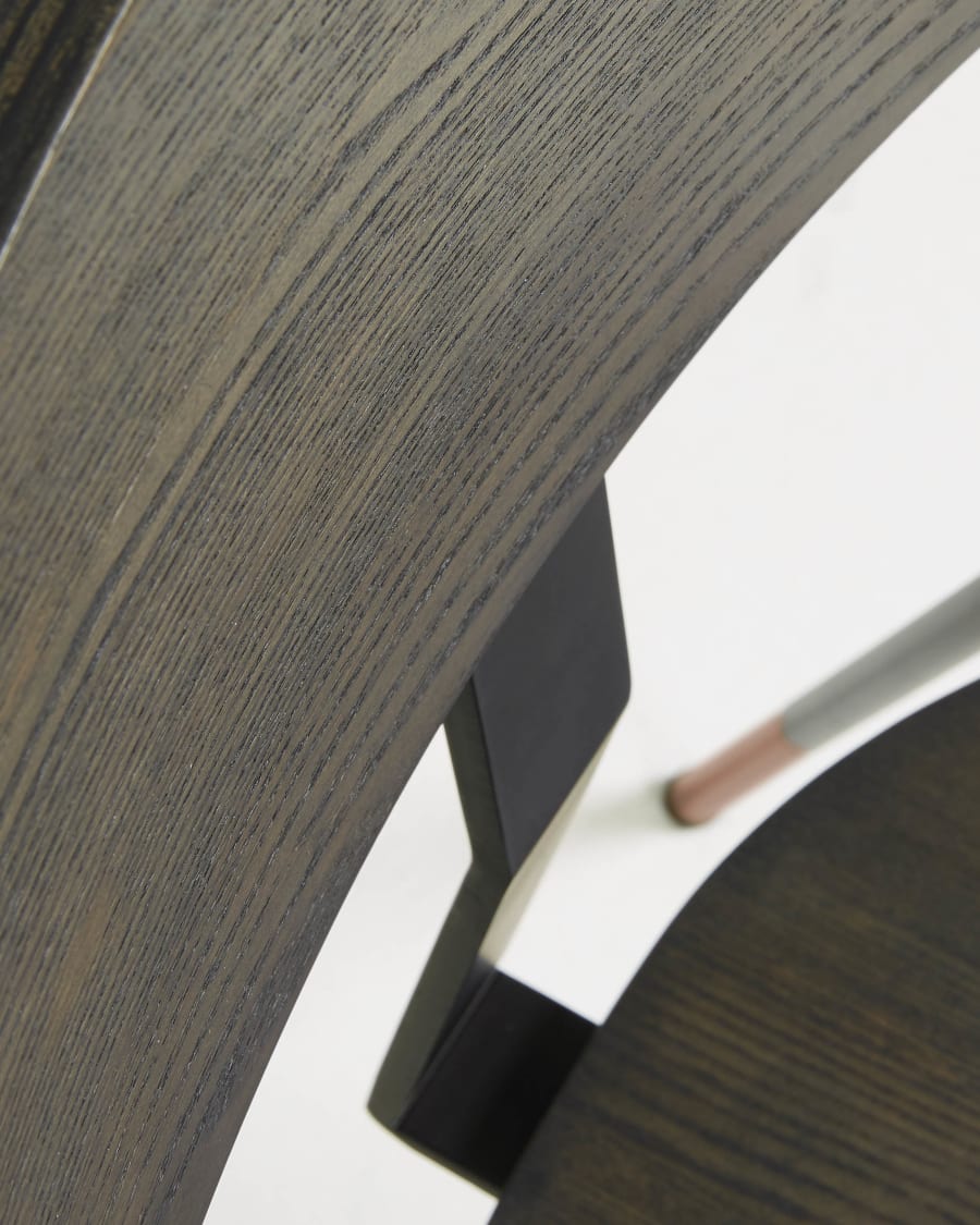 Milian chair in ash veneer with steel legs with gold-coloured detail