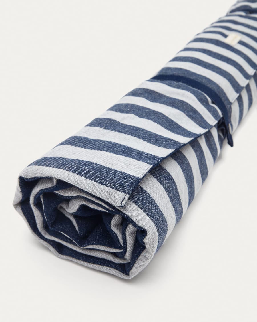 Tabby 100% cotton portable pet blanket with blue and grey stripes, 80 x 100 cm