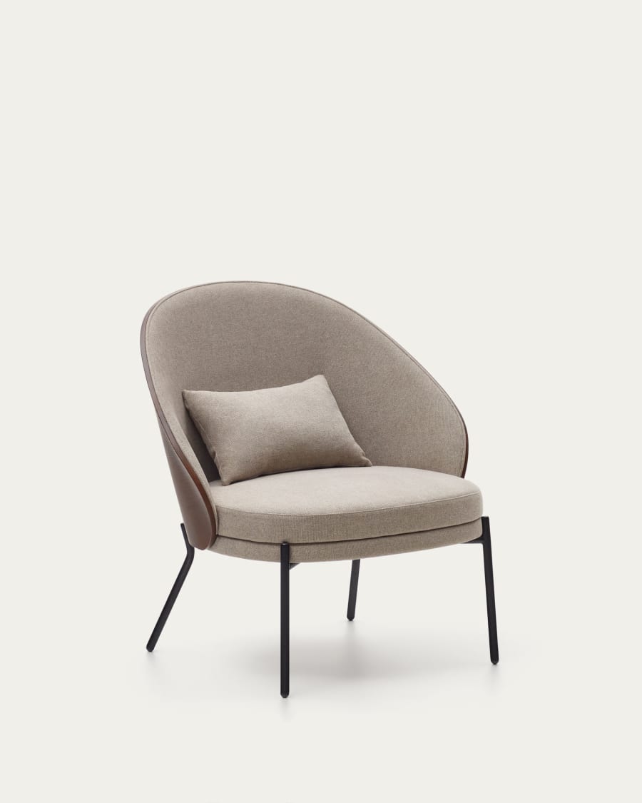 Eamy light brown armchair in an ash wood veneer with a walnut finish and black metal