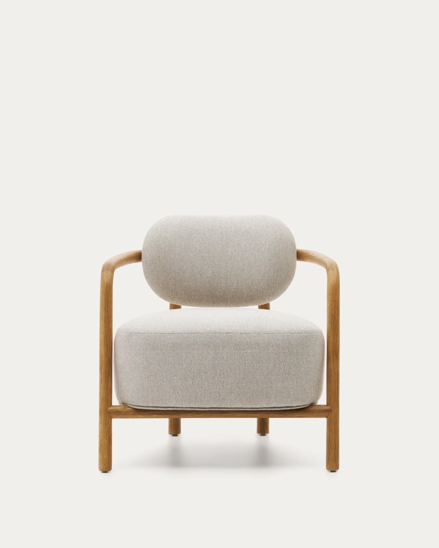 Melqui beige armchair in solid oak wood with a natural finish