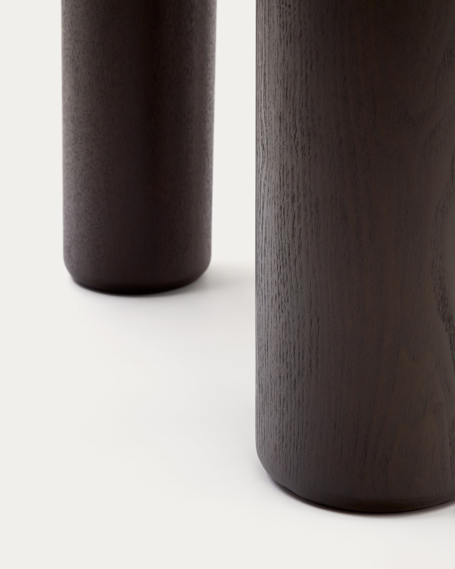 Mailen round table in ash wood veneer with dark finish, Ø 120 cm