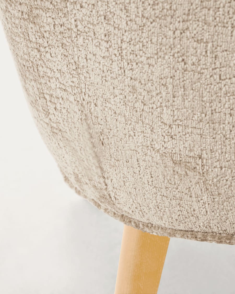 Bobly armchair in beige chenille with wooden legs with natural finish