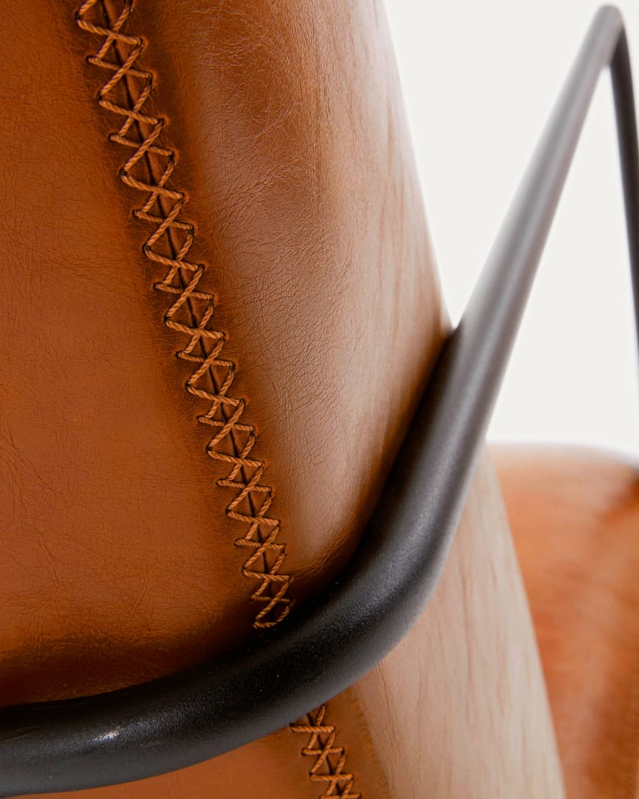 Gamer armchair in brown synthetic leather and metal with black finish