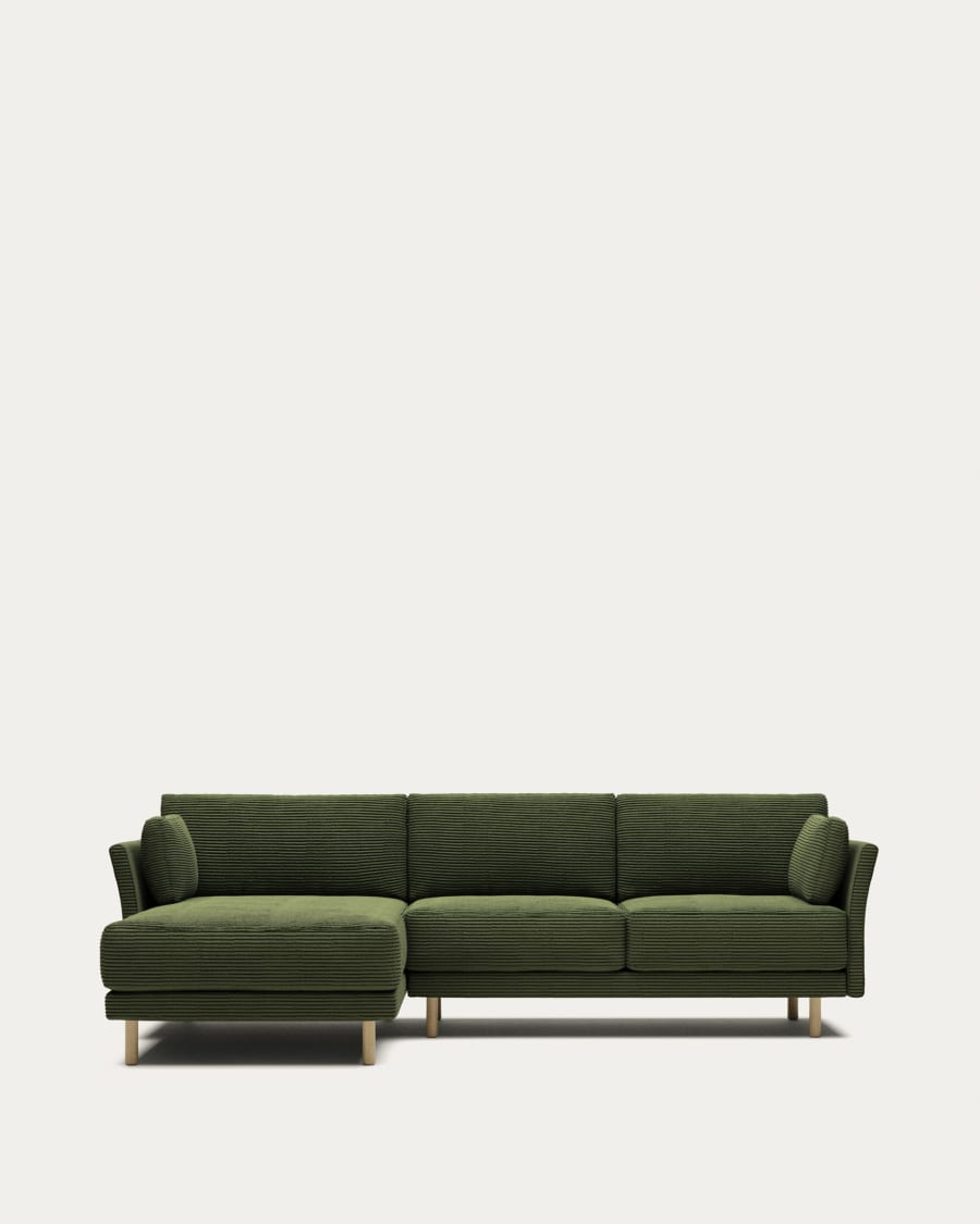 3-Sitzer-Sofa Gilma mit Chaiselongue rechts/links, schwer entflammbar mit dickem, grünem Cord und Beinen mit naturfarbenem Finish, 260 cm
