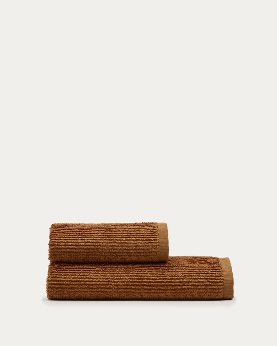 Yeni bath towel in 100% brown cotton 70 x 140 cm