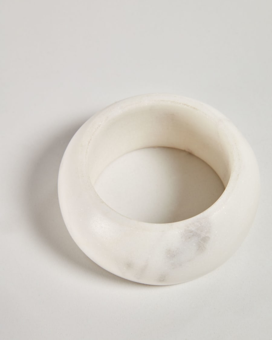 Cinderella set of 2 white marble serviette rings
