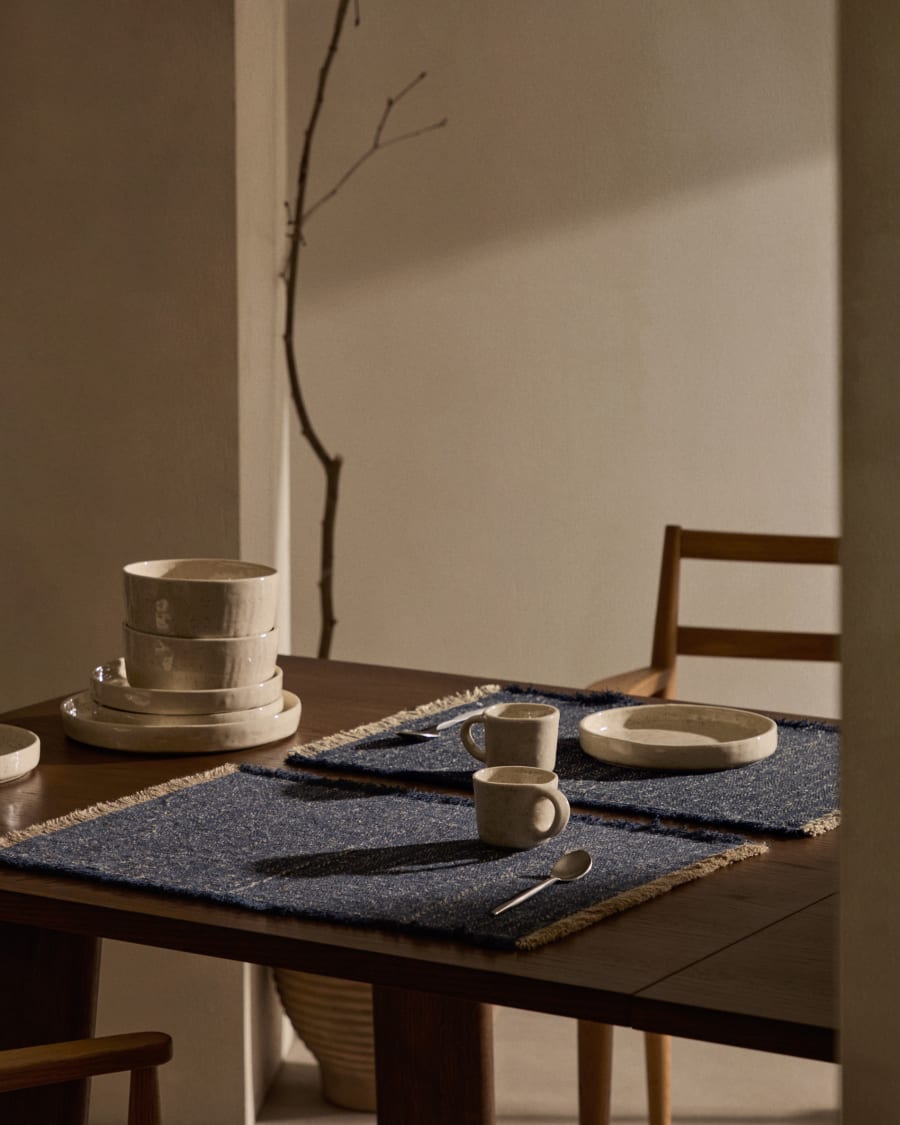 Silati set of 2 grey linen placemats with fringes