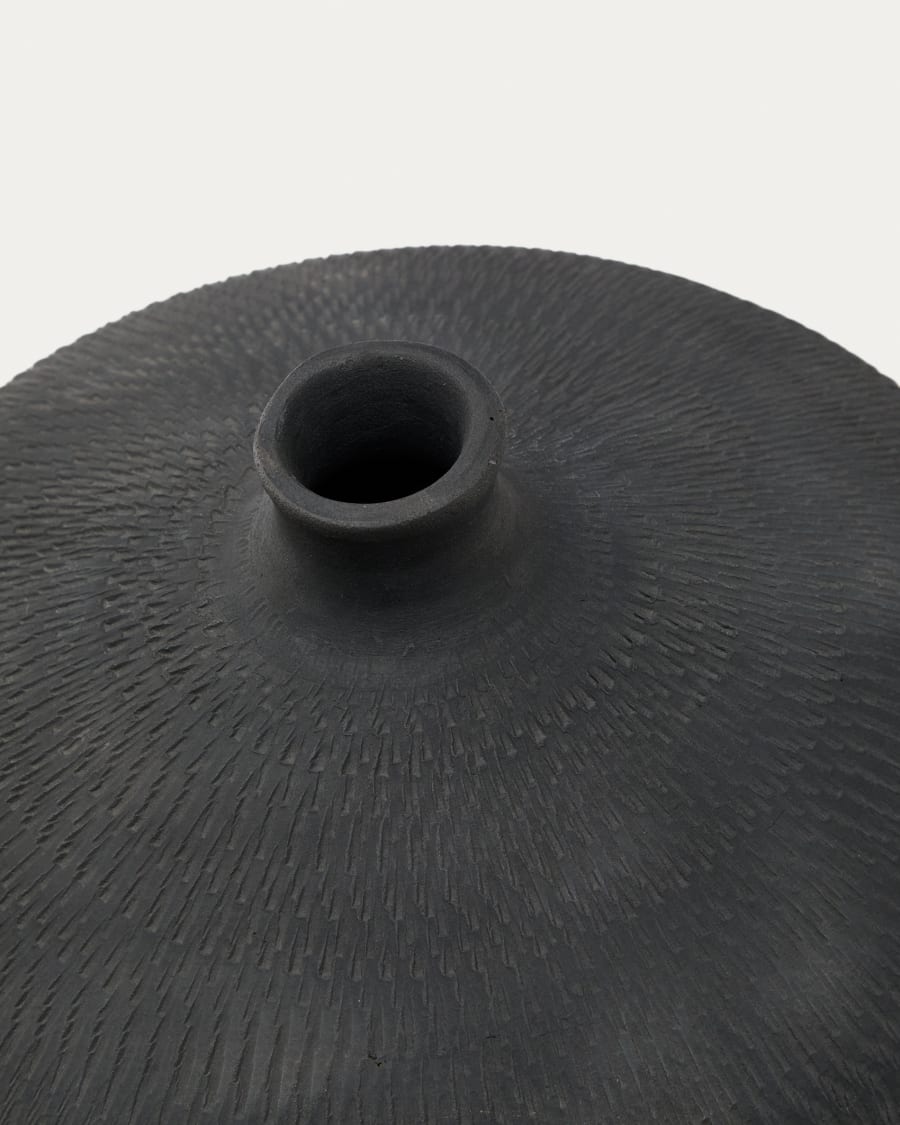 Helve terracotta vase in a black finish, 24 cm
