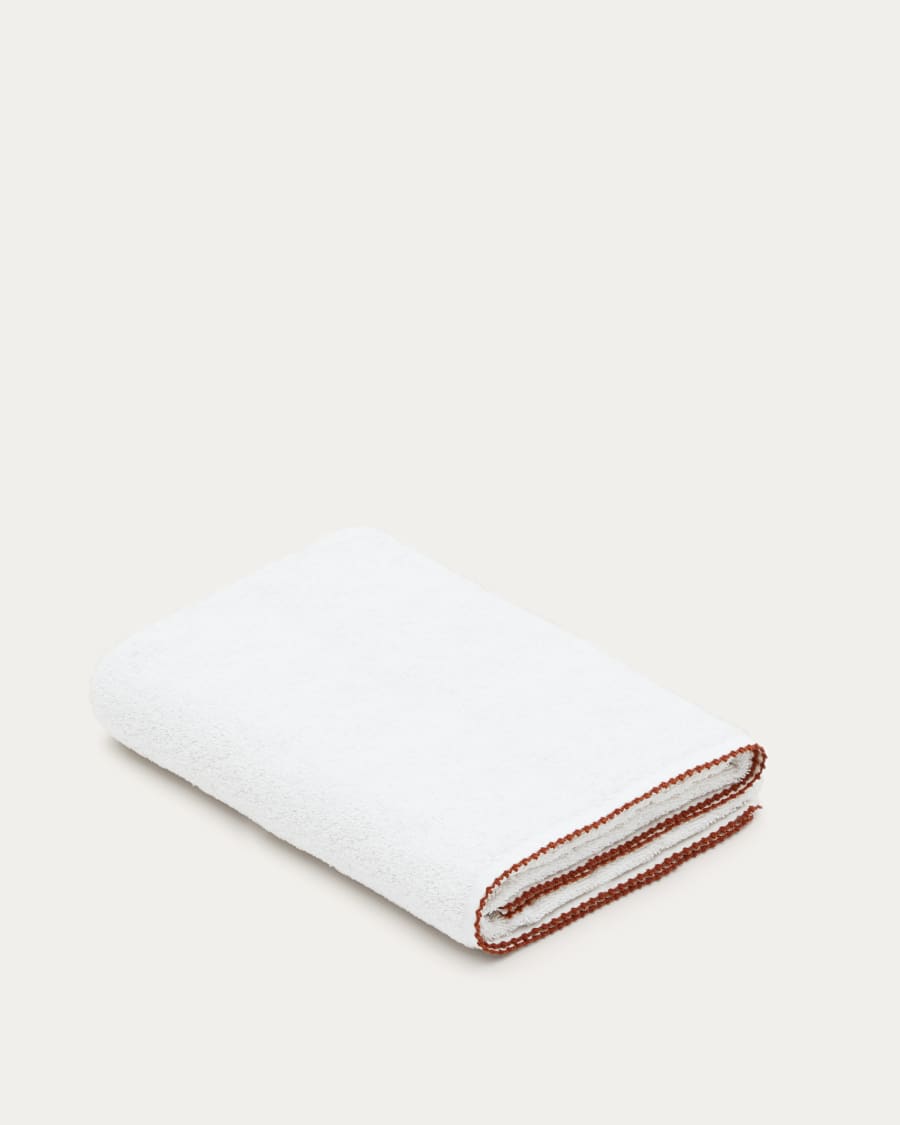 Sinami bath towel in 100% white cotton with contrasting terracotta detail 90 x 150 cm