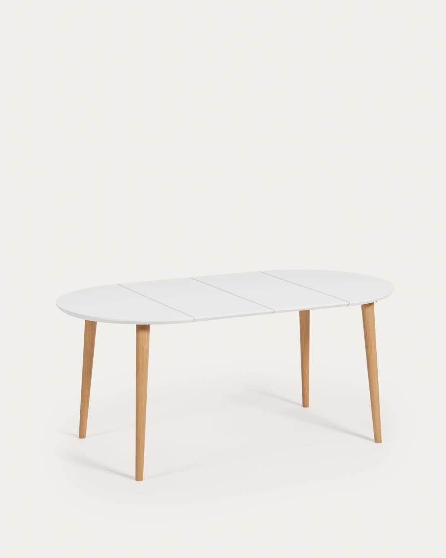 Oqui extendable round table in MDF with white lacquer and solid beech wood legs, 90 (170) x 90 cm