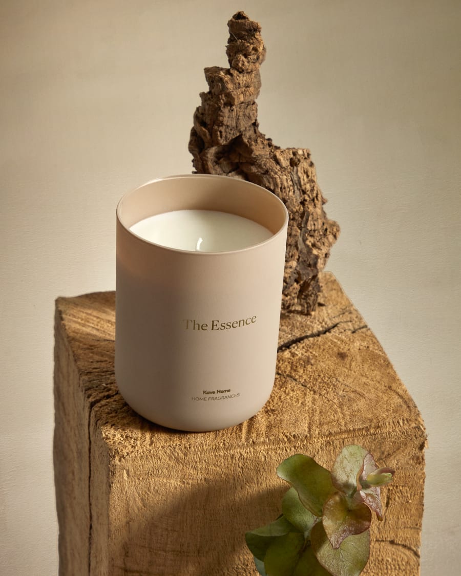 220g The Essence scented candle