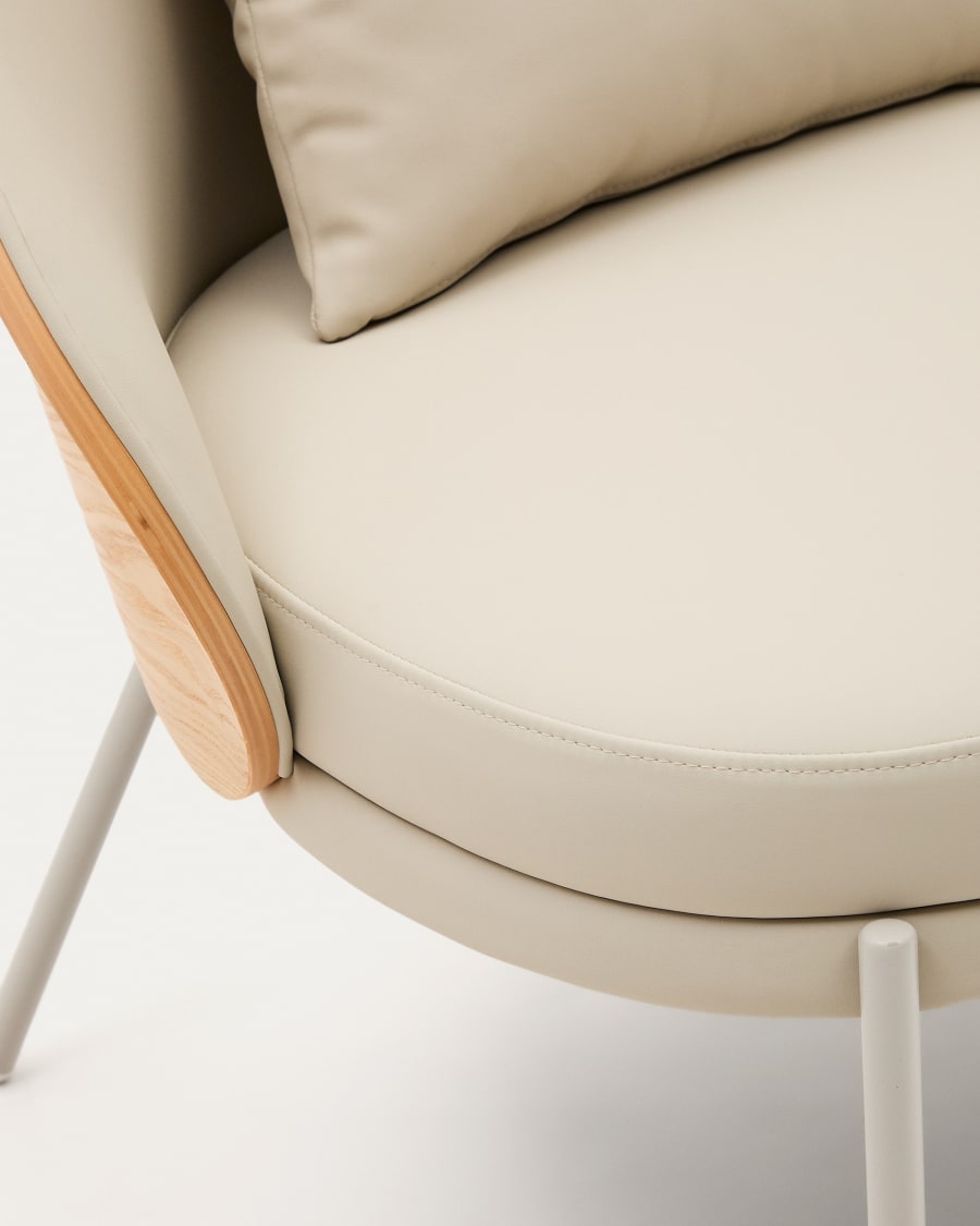 Eamy armchair in beige faux leather, ash veneer with natural finish and beige metal