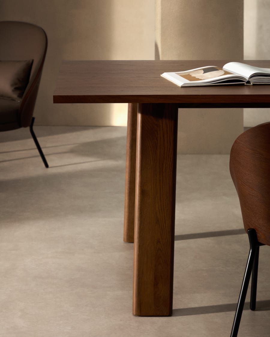 Arlen extendable table in solid oak wood and veneer with a walnut finish 200(250) 95 cm FSC Mix Credit