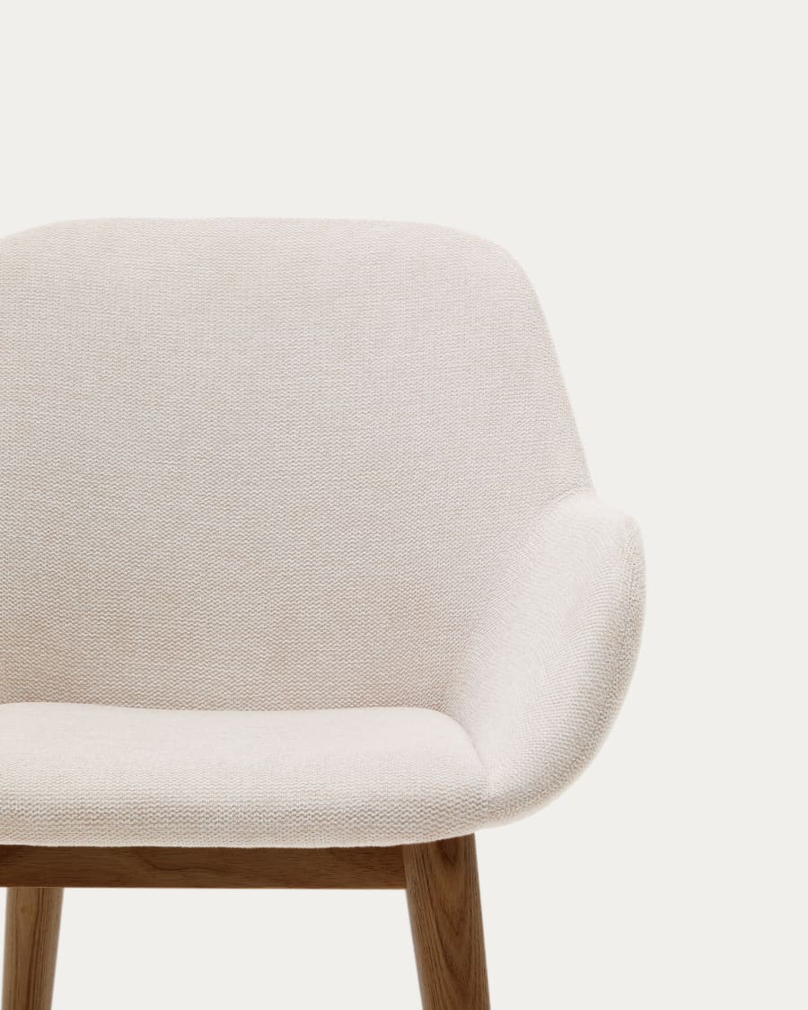 Konna chair in beige with solid ash wood legs in a dark finish FR