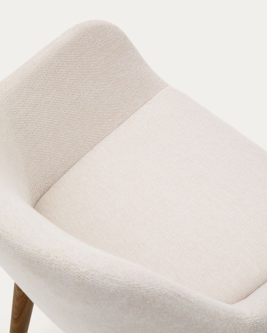 Konna chair in beige with solid ash wood legs in a dark finish FR