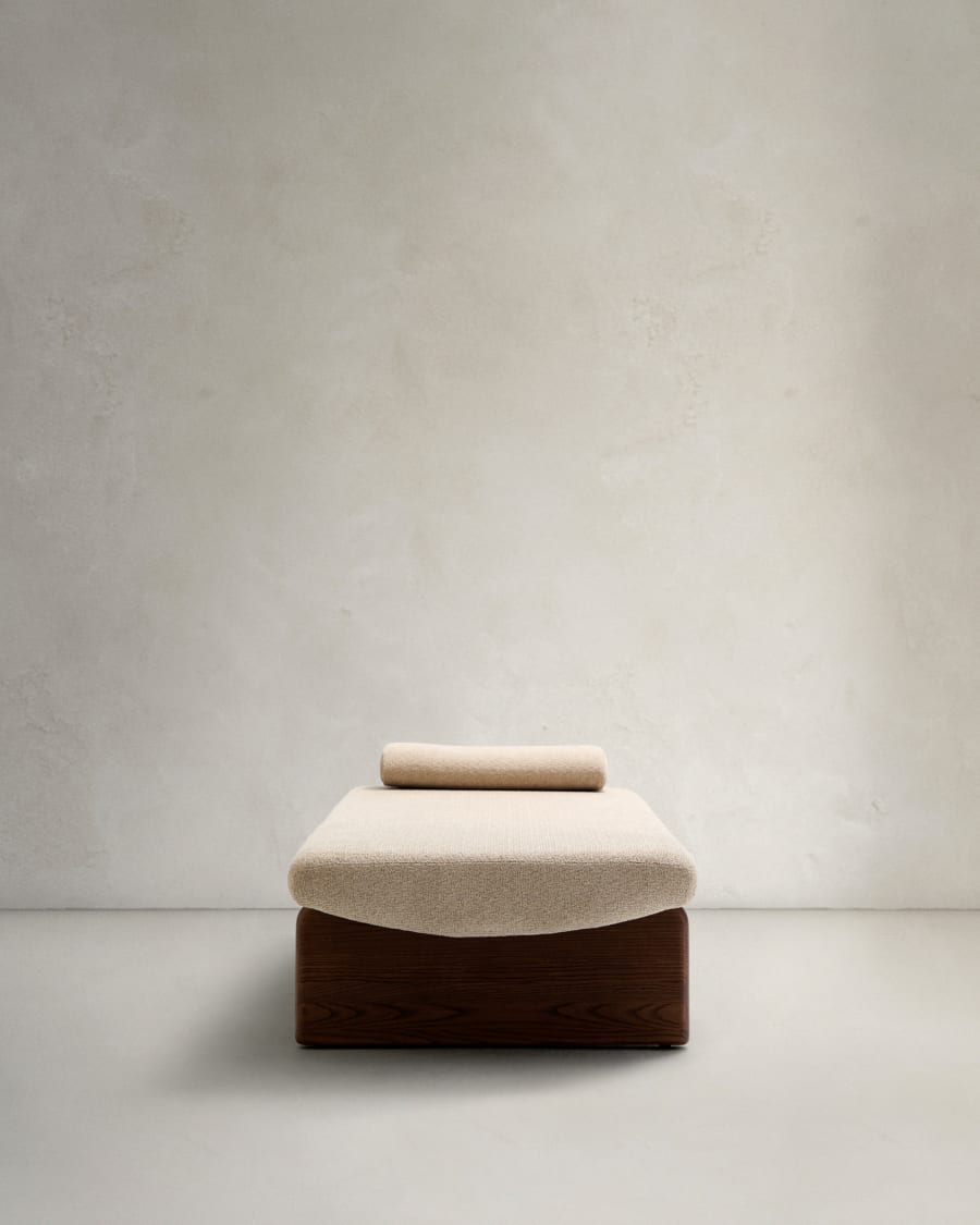 Topaz divan in beige chenille with solid ash wood in a walnut finish, 200 cm FSC 100%