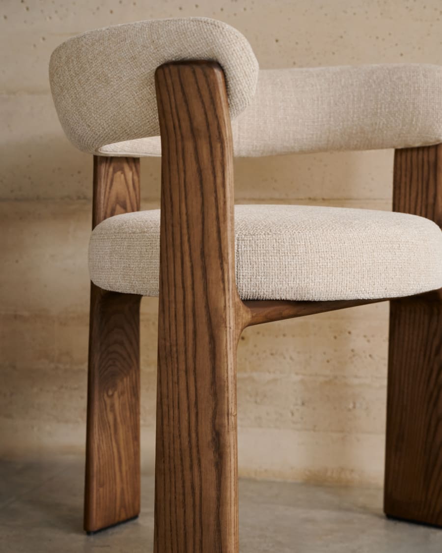 Granite 3-legged chair in beige chenille and with solid ash wood in a walnut finish FSC 100%